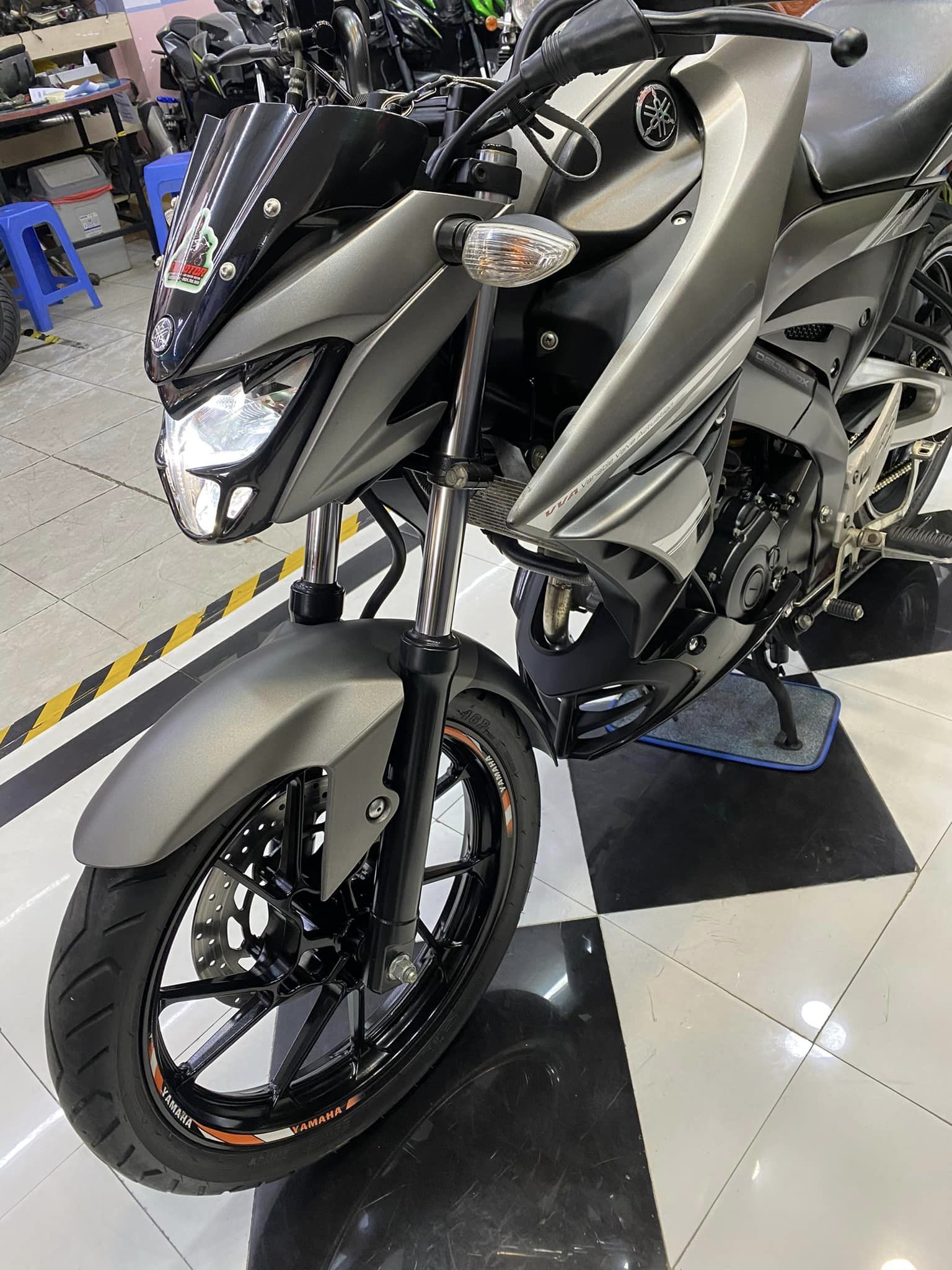 Baga thùng givi xe honda vixion 155